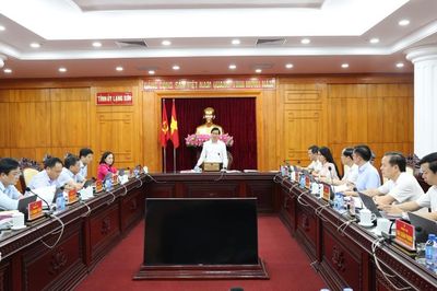 Hội nghị Ban Thường vụ Tỉnh ủy kỳ thứ tám