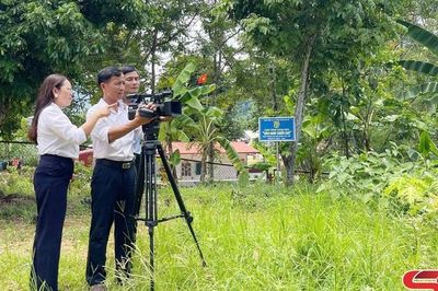 Đội ngũ truyền thông cơ sở thích ứng với môi trường mới