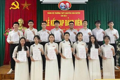 Tuổi 18 và hành trình vào Đảng