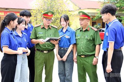 Ngăn ngừa thanh thiếu niên vi phạm trong dịp hè