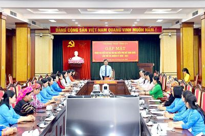 Thường trực Tỉnh ủy gặp mặt Đoàn đại biểu dự Đại hội đại biểu Phụ nữ toàn quốc lần thứ XIV