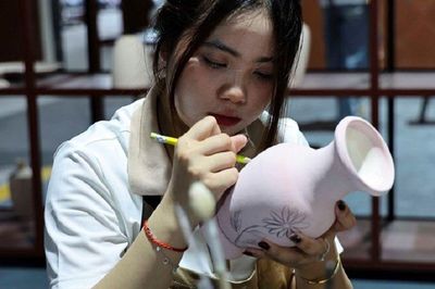 TP. Đà Nẵng: Gìn giữ lan tỏa giá trị tinh hoa nghề gốm từ không gian văn hóa Làng Gốm Việt