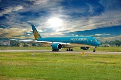 Vietnam Airlines: Cổ phiếu 'tím lịm' 2 phiên liên tiếp, lỗ lũy kế giảm còn hơn 22.300 tỷ đồng