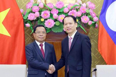 Làm sâu sắc hơn nữa quan hệ hợp tác giữa Bộ, ngành tư pháp hai nước Việt Nam - Lào
