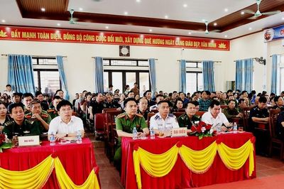 Hà Tĩnh: Gần 400 người tham gia mít tinh, diễu hành tuyên truyền phòng, chống ma túy