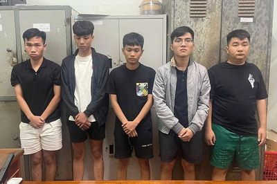 Bắt giữ nhóm đối tượng từ đất liền ra đảo phát loa đòi nợ