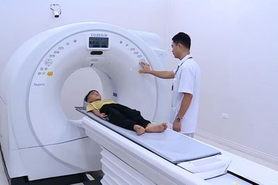 Hỗ trợ đến 20 triệu đồng/tháng cho bác sĩ về tuyến dưới