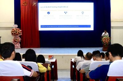 Tập huấn triển khai các văn bản quy phạm pháp luật về đào tạo lái xe