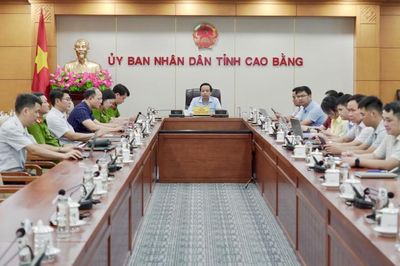 Hội nghị sơ kết công tác đo đạc, lập bản đồ địa chính, đăng ký đất đai và xây dựng cơ sở dữ liệu quốc gia