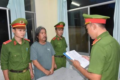 Khởi tố đối tượng tạt xăng rồi phóng hỏa khiến 2 người tử vong