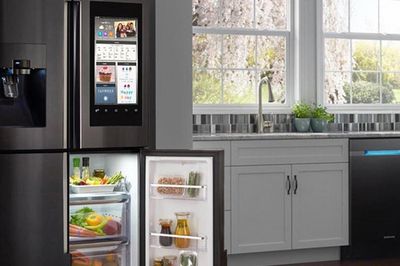 Tủ lạnh rò rỉ gas nguy hiểm khôn lường, cách dùng bột xà phòng để kiểm tra rò ga và xử lý an toàn tại nhà