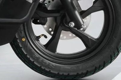 Xe ga 125cc giá 35 triệu đồng thiết kế sắc nét, trang bị sánh ngang SH Mode, có cả ABS, rẻ như Vision hấp dẫn chị em