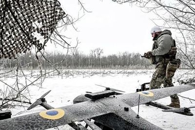 UAV mới của Ukraine khiến tên lửa HIMARS Mỹ không còn vị trí độc tôn