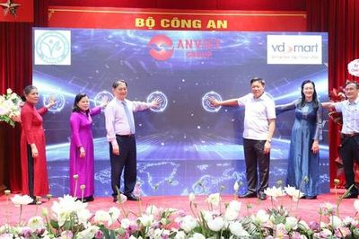 Thứ trưởng Đỗ Xuân Tuyên: VAHCP tiếp tục đồng hành cùng ngành y tế vì sức khỏe người dân