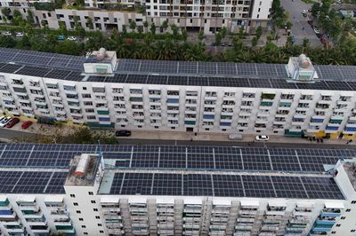 Nhà ở cho thuê tăng sức hút khi giá nhà vượt khả năng chi trả