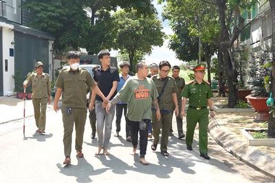 Mang dao đến nhà dân đe dọa, 4 người bị tạm giữ vì gây rối