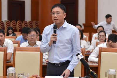Cục Thuế: Nghiên cứu đề xuất tiếp tục nộp thuế khoán nếu doanh thu dưới 5 tỉ