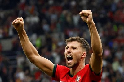 Bồ Đào Nha mất trụ cột ngay trận ra quân World Cup
