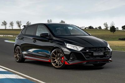 Hatchback thể thao Hyundai i20 N Shadow Edition giới hạn 100 chiếc