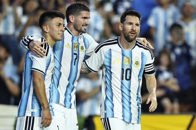 Siêu máy tính dự đoán kết quả trận Argentina vs Algeria