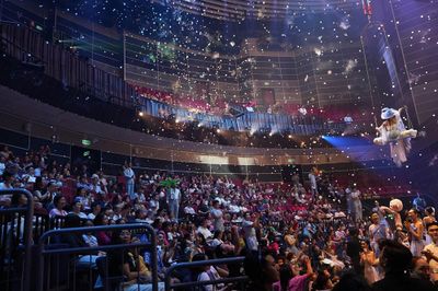 Hơn 5.000 khán giả đến với 'Mơ Show' trong 3 suất công diễn đầu tiên