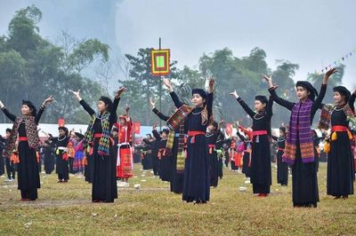 Sắp xếp thôn, tổ dân phố đảm bảo gìn giữ bản sắc văn hóa các dân tộc