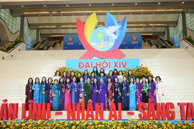 Khai mạc phiên thứ nhất Đại hội đại biểu phụ nữ toàn quốc lần thứ XIV