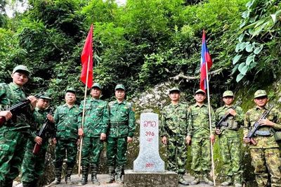 Bộ đội Biên phòng tỉnh Nghệ An tuần tra song phương bảo vệ biên giới Việt Nam-Lào