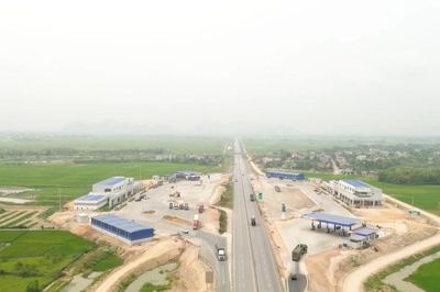 [Video] Xem xét thu hồi dự án trạm dừng nghỉ cao tốc Bắc-Nam chậm tiến độ