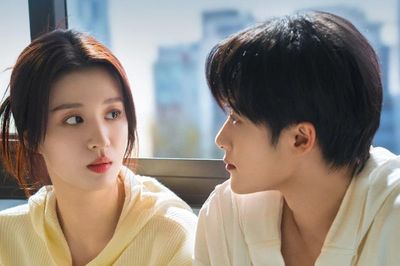 Dù ngoại hình không tương xứng, vì sao phim có Đàn Kiện Thứ và Vương Sở Nhiên vẫn đạt rating cao?