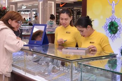 Sáng 17-6, giá vàng tiến sát 152 triệu đồng/lượng