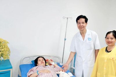 Phương pháp mới bóc u xơ tử cung kết hợp mổ lấy thai