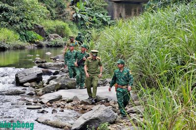 'Lá chắn mềm' bảo vệ Tổ quốc từ sớm, từ xa