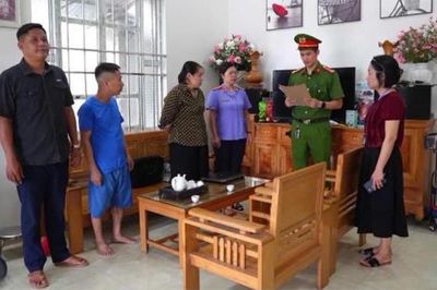 Lào Cai: Khởi tố viên chức Văn phòng Đăng ký đất đai vì tự ý sửa sổ đỏ