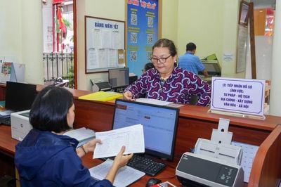 Biên chế công chức sắp được tính lại theo nhiều tiêu chí mới