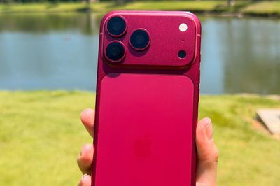 iPhone 18 Pro lộ ảnh màu mới cực đẹp, nhưng không giấu nổi 'điểm trừ' chí mạng
