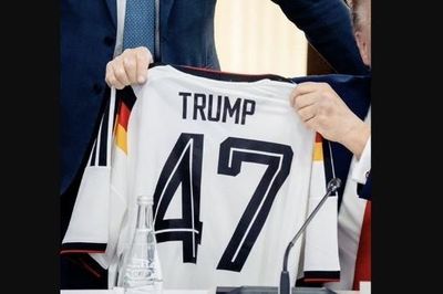 Chiến lược phía sau món quà sinh nhật muộn Thủ tướng Đức tặng ông Trump