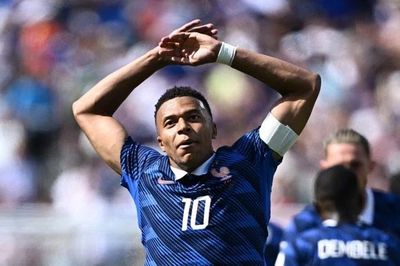 Mbappé lập cú đúp điên rồ ngày ra quân, Pháp 'hủy diệt' Senegal tại World Cup 2026