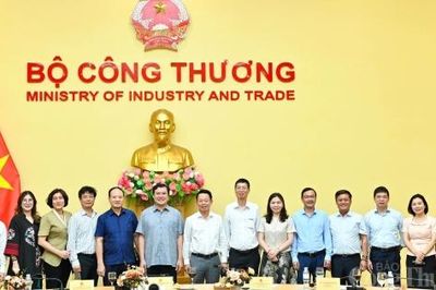 Bộ Công Thương gặp mặt các cơ quan báo chí nhân dịp 101 năm Ngày Báo chí Cách mạng Việt Nam