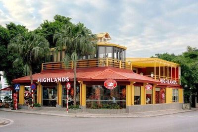 Chuỗi cà phê đầu tiên đạt 1.000 cửa hàng tại Việt Nam, nhưng chuyên gia cảnh báo một ly cà phê tệ có thể 'đánh sập' cả hệ thống