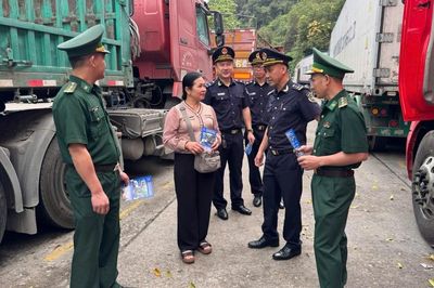 Hướng tới cửa khẩu không ma túy