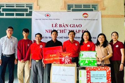 Nhịp cầu cho những mảnh đời gian khó