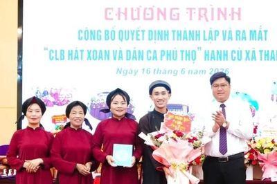Ra mắt Câu lạc bộ Hát Xoan và Dân ca Phú Thọ Hanh Cù, xã Thanh Ba