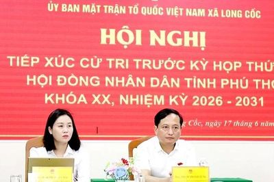 Đại biểu HĐND tỉnh tiếp xúc cử tri xã Long Cốc trước Kỳ họp thứ Ba