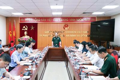 Đoàn khảo sát của Ủy ban Quốc phòng, An ninh và Đối ngoại làm việc với các cơ quan về phòng, chống phổ biến vũ khí hủy diệt hàng loạt