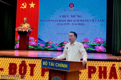 Bộ Tài chính: Kiên định mục tiêu tăng trưởng 2 con số