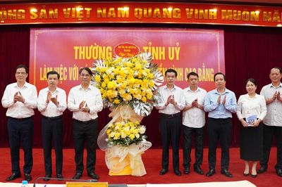 Thường trực Tỉnh ủy làm việc với Báo và Phát thanh, Truyền hình Cao Bằng