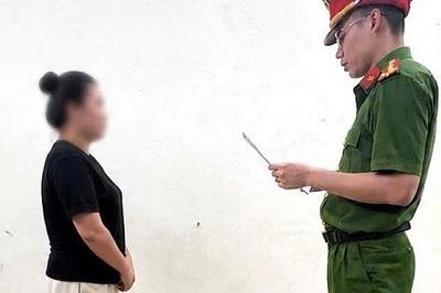 Ninh Bình: Bắt quả tang 'kiều nữ' 9X tàng trữ sừng tê giác trắng quý hiếm