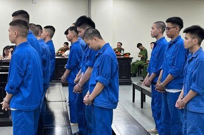 Nhóm đối tượng lĩnh án tù vì dùng gạch 'hỗn chiến' khiến một người tử vong
