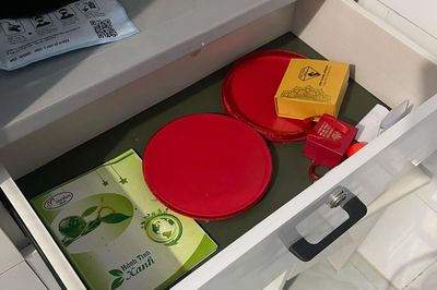 Vừa cưới xong, cặp vợ chồng bị kẻ gian cạy cửa cuỗm sạch vàng cưới